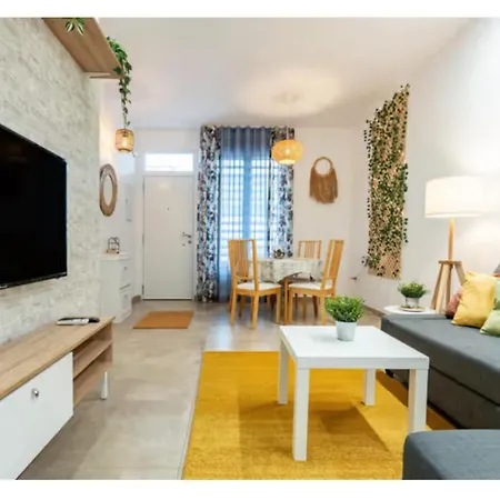 Se Alquila En Boliches * Fuengirola